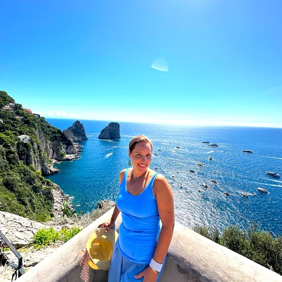 Meet your Posher, Rachael - Picture 3 of 9